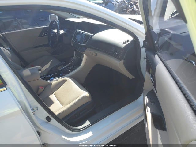 Продаж на аукціоні авто 2016 Honda Accord Touring, vin: 1HGCR3F94GA026682, номер лоту: 45159928