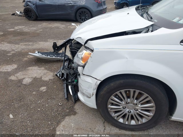 Продажа на аукционе авто 2014 Chrysler Town & Country Touring-l, vin: 2C4RC1CG9ER168732, номер лота: 45159965