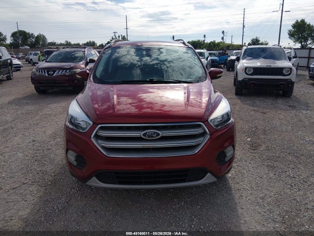 1FMCU9JD1HUC17550 Ford Escape Titanium