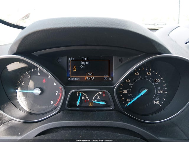 45160011 :رقم المزاد ، 1FMCU9JD1HUC17550 vin ، 2017 Ford Escape Titanium مزاد بيع