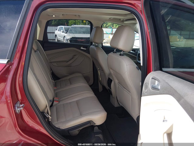 1FMCU9JD1HUC17550 Ford Escape Titanium
