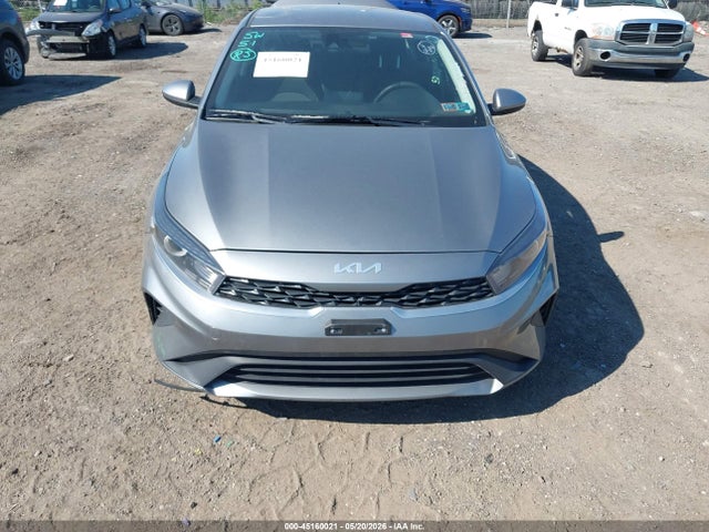 3KPF24AD2RE738187 KIA Forte Lxs