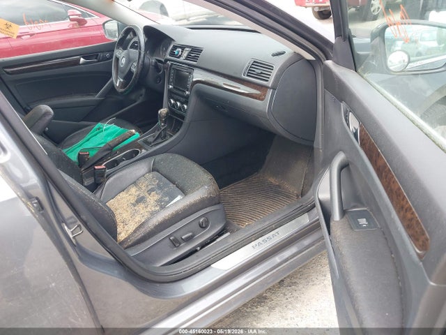 Aukcja sprzedaży 2014 Volkswagen Passat 2.0l Tdi Sel Premium, vin: 1VWCN7A35EC100100, numer aukcji: 45160023