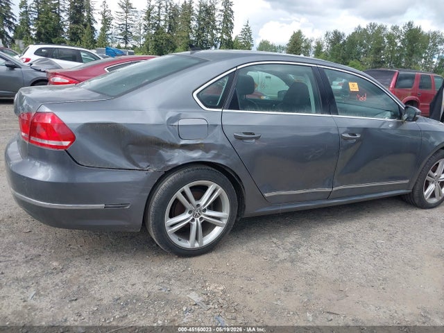 Aukcja sprzedaży 2014 Volkswagen Passat 2.0l Tdi Sel Premium, vin: 1VWCN7A35EC100100, numer aukcji: 45160023