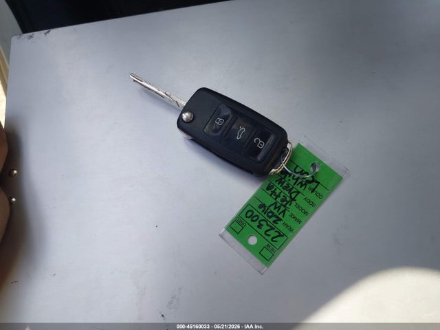 Продажа на аукционе авто 2016 Volkswagen Jetta 1.8t Sport, vin: 3VWD17AJ7GM334982, номер лота: 45160033