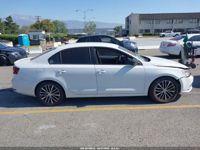 Продажа на аукционе авто 2016 Volkswagen Jetta 1.8t Sport, vin: 3VWD17AJ7GM334982, номер лота: 45160033