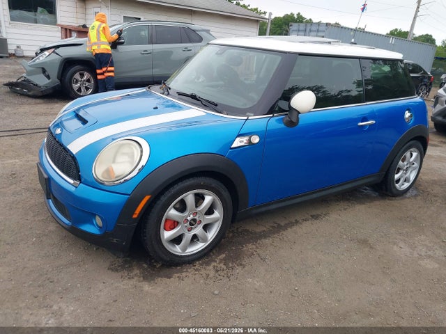 Продаж на аукціоні авто 2008 Mini Cooper S, vin: WMWMF73528TV38352, номер лоту: 45160083