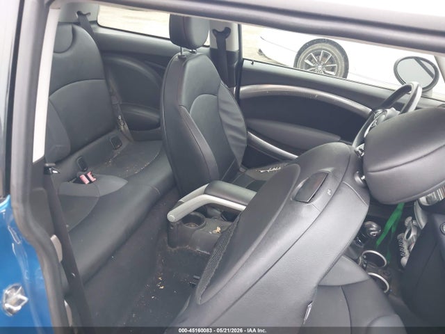 Продаж на аукціоні авто 2008 Mini Cooper S, vin: WMWMF73528TV38352, номер лоту: 45160083