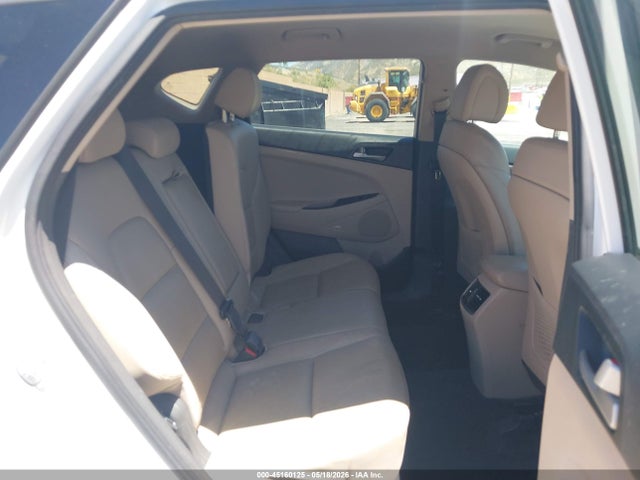 2018 Hyundai Tucson Sel Plus მანქანა იყიდება აუქციონზე, vin: KM8J3CA43JU809755, აუქციონის ნომერი: 45160125