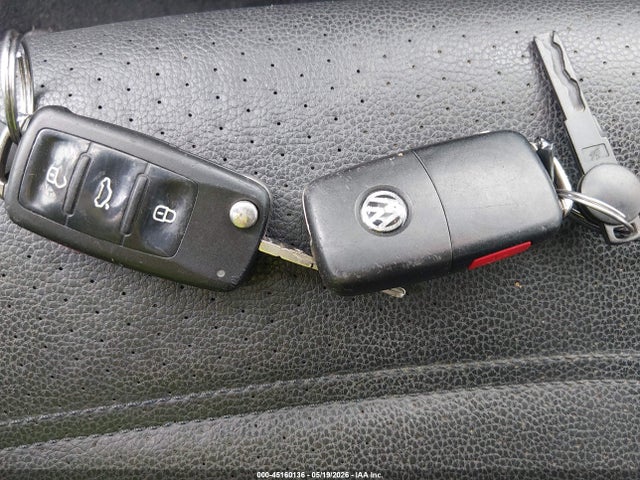 Продажа на аукционе авто 2013 Volkswagen Passat 2.5l Se, vin: 1VWBH7A39DC038637, номер лота: 45160136