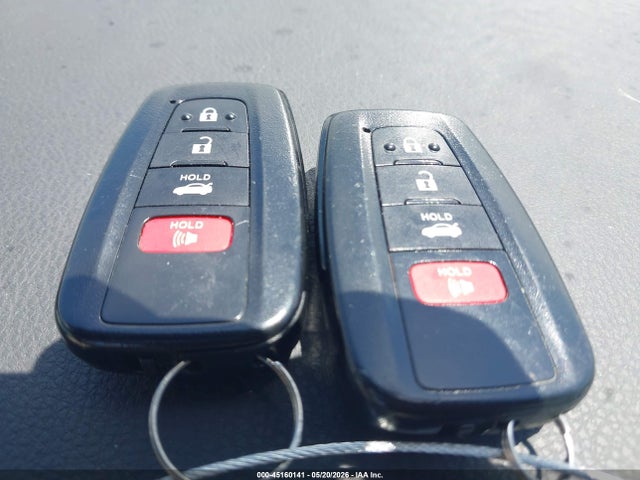 2022 Toyota Camry Le Hybrid მანქანა იყიდება აუქციონზე, vin: 4T1C31AK2NU578011, აუქციონის ნომერი: 45160141