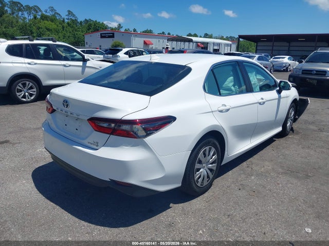 2022 Toyota Camry Le Hybrid მანქანა იყიდება აუქციონზე, vin: 4T1C31AK2NU578011, აუქციონის ნომერი: 45160141