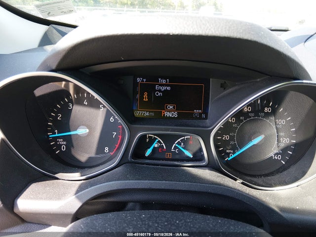 1FMCU9GDXHUA76713 Ford ESCAPE SE