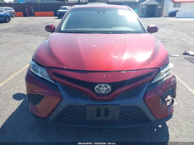 45160197 :رقم المزاد ، 4T1B11HKXJU519886 vin ، 2018 Toyota Camry Se مزاد بيع