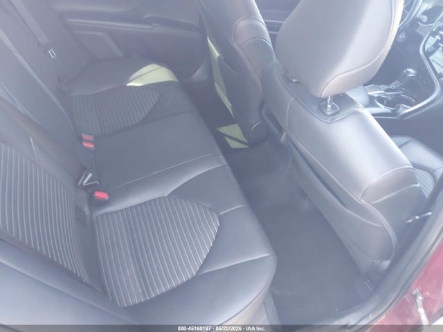 45160197 :رقم المزاد ، 4T1B11HKXJU519886 vin ، 2018 Toyota Camry Se مزاد بيع
