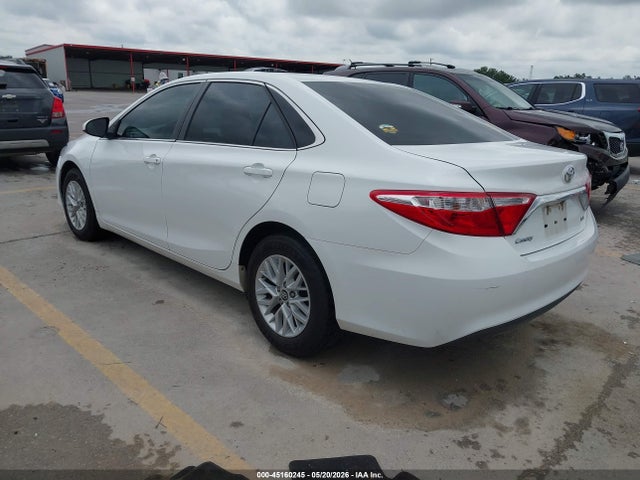 4T1BF1FK8HU703609 Toyota CAMRY LE