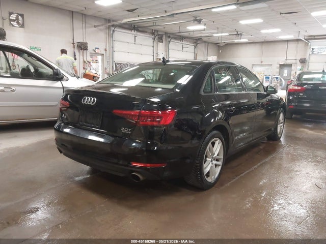 2017 Audi A4 2.0t Premium მანქანა იყიდება აუქციონზე, vin: WAUANAF4XHN011797, აუქციონის ნომერი: 45160268