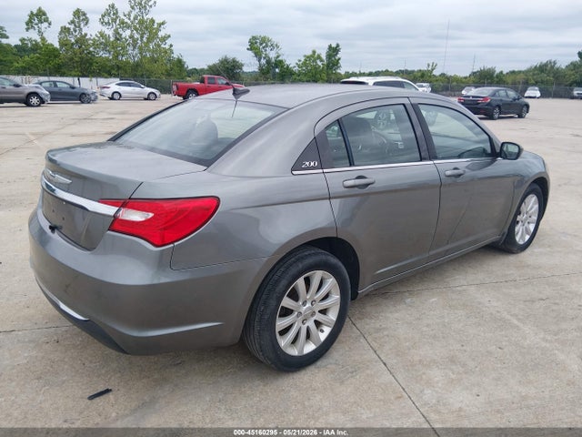 Продажа на аукционе авто 2012 Chrysler 200 Touring, vin: 1C3CCBBB6CN164119, номер лота: 45160295