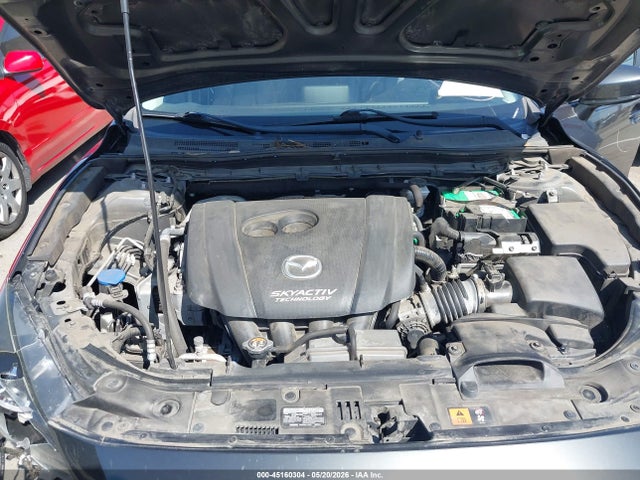3MZBN1L39JM245963 Mazda Mazda3 Touring