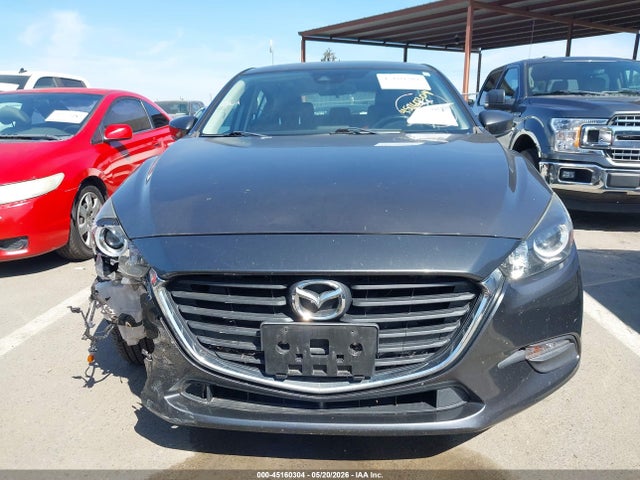 3MZBN1L39JM245963 Mazda Mazda3 Touring