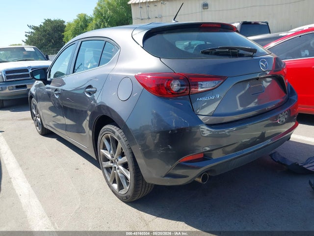 3MZBN1L39JM245963 Mazda Mazda3 Touring