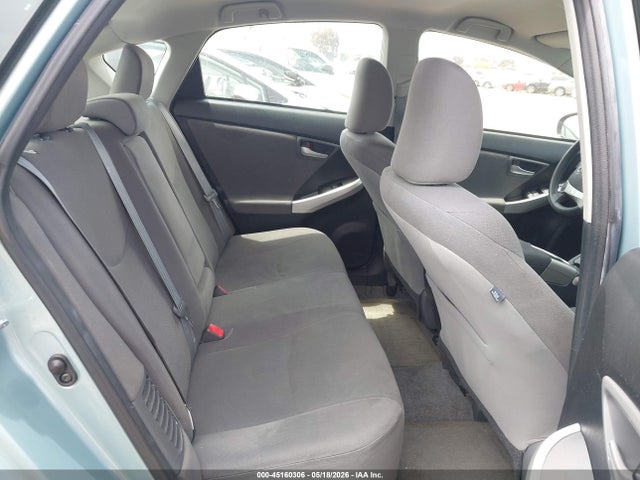 Toyota Prius Two 2014 JTDKN3DU2E1835950 Image 8
