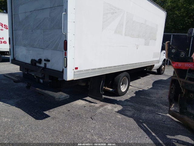45160311 :رقم المزاد ، 1FDWE3FLXFDA22339 vin ، 2015 Ford E-350 Cutaway مزاد بيع