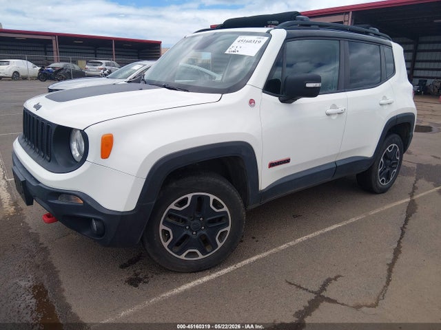 Jeep Renegade Trailhawk 2016 ZACCJBCT6GPD19483 Image 2
