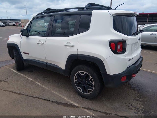 Jeep Renegade Trailhawk 2016 ZACCJBCT6GPD19483 Image 3