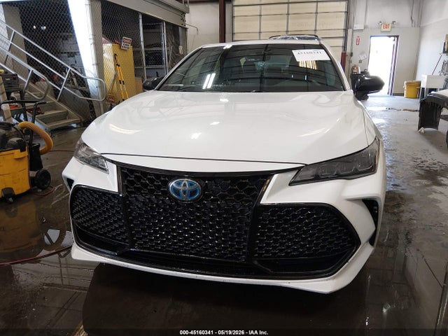 45160341 :رقم المزاد ، 4T1B21FB3KU008747 vin ، 2019 Toyota Avalon Hybrid Xse مزاد بيع