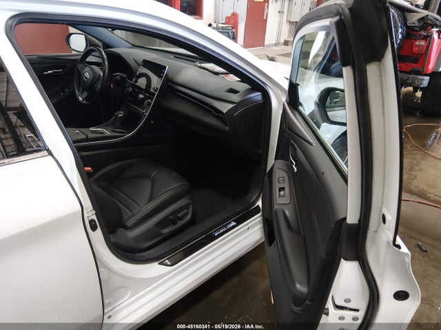 45160341 :رقم المزاد ، 4T1B21FB3KU008747 vin ، 2019 Toyota Avalon Hybrid Xse مزاد بيع