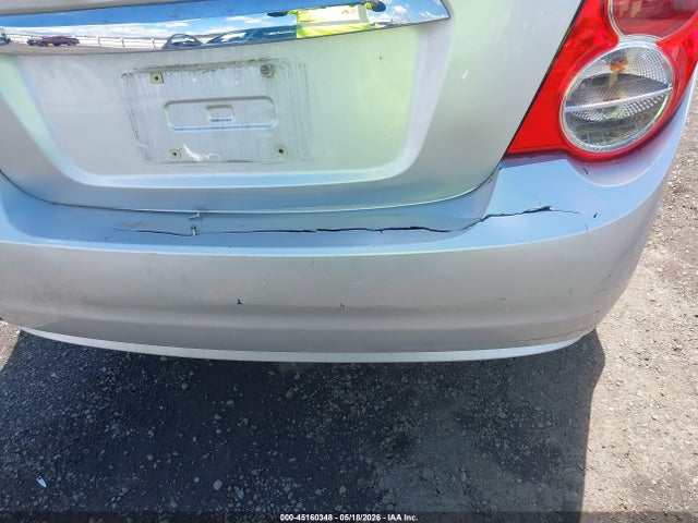 Aukcja sprzedaży 2015 Chevrolet Sonic Lt Auto, vin: 1G1JC5SG1F4194714, numer aukcji: 45160348