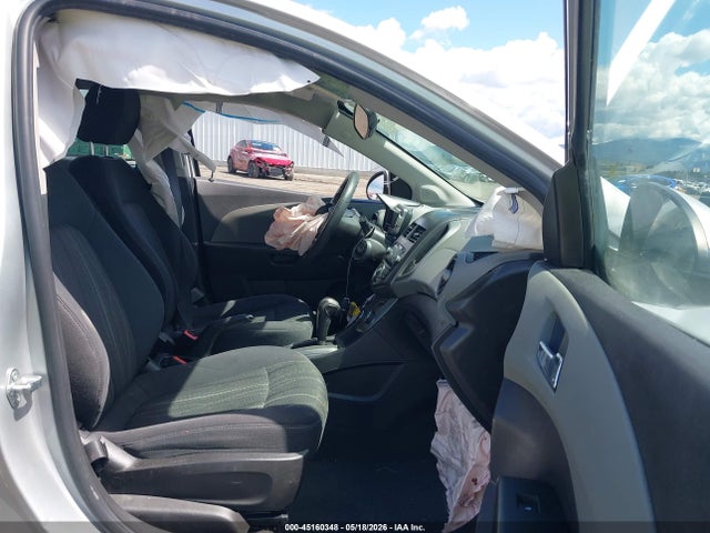 Aukcja sprzedaży 2015 Chevrolet Sonic Lt Auto, vin: 1G1JC5SG1F4194714, numer aukcji: 45160348