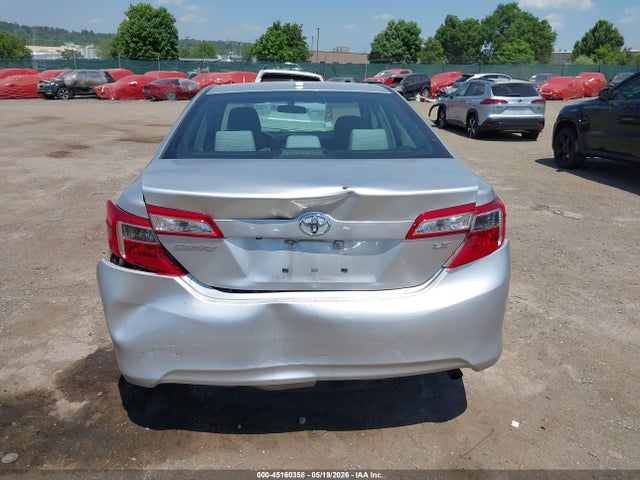 45160358 :رقم المزاد ، 4T4BF1FK5ER416780 vin ، 2014 Toyota Camry Le مزاد بيع