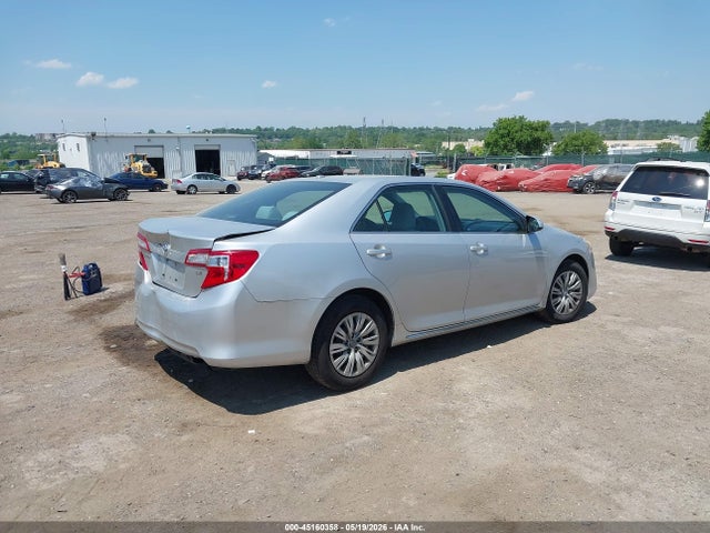 45160358 :رقم المزاد ، 4T4BF1FK5ER416780 vin ، 2014 Toyota Camry Le مزاد بيع