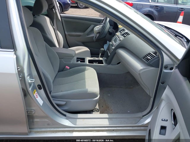 2007 Toyota Camry Hybrid მანქანა იყიდება აუქციონზე, vin: JTNBB46K173027134, აუქციონის ნომერი: 45160372