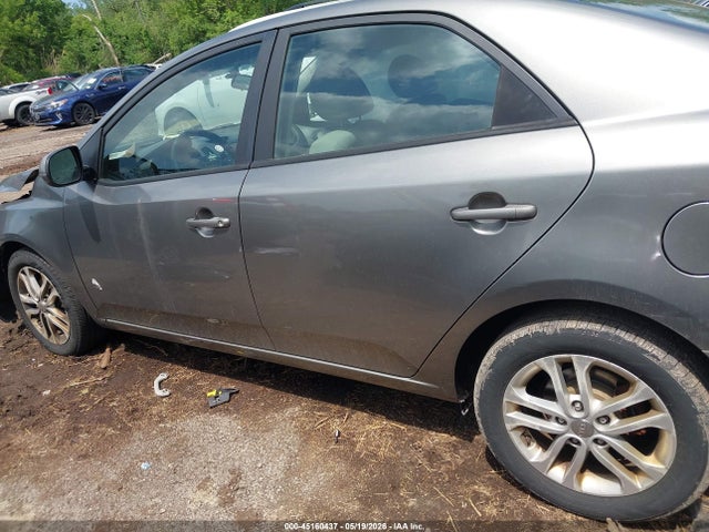 2012 Kia Forte Ex მანქანა იყიდება აუქციონზე, vin: KNAFU4A28C5626308, აუქციონის ნომერი: 45160437