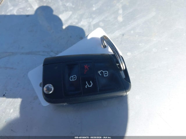 3VV1B7AX7KM199763 Volkswagen Tiguan 2.0t S