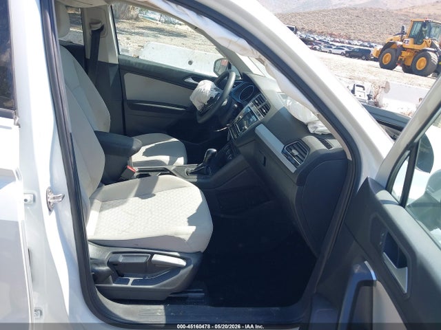 3VV1B7AX7KM199763 Volkswagen Tiguan 2.0t S