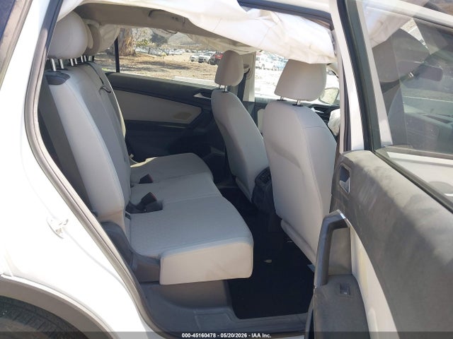 3VV1B7AX7KM199763 Volkswagen Tiguan 2.0t S