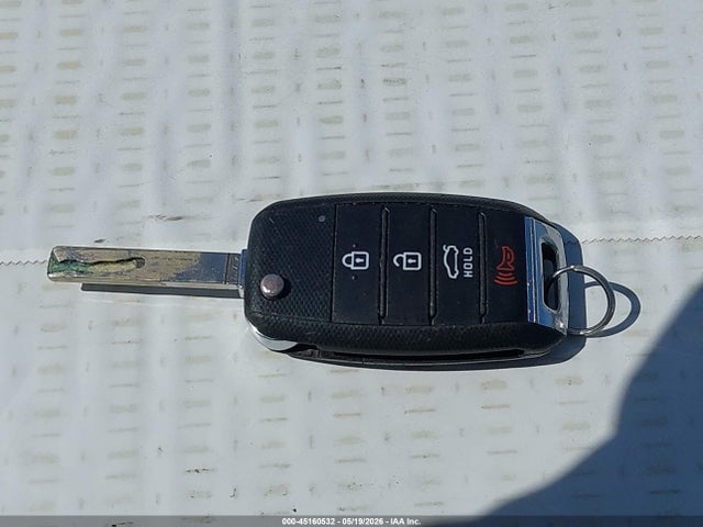 2018 Kia Optima S მანქანა იყიდება აუქციონზე, vin: 5XXGT4L37JG237104, აუქციონის ნომერი: 45160532