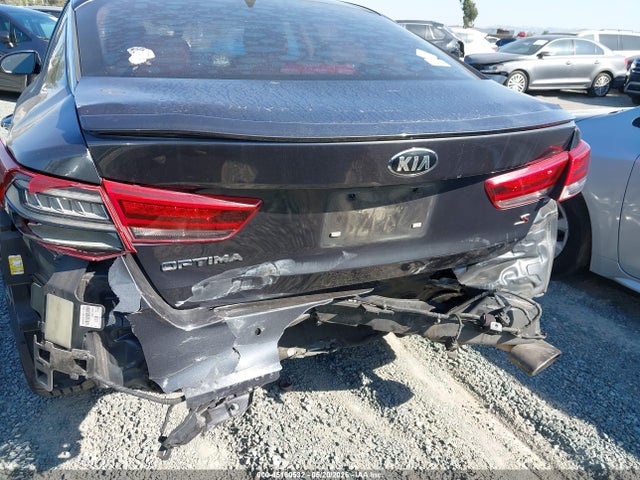 2018 Kia Optima S მანქანა იყიდება აუქციონზე, vin: 5XXGT4L37JG237104, აუქციონის ნომერი: 45160532