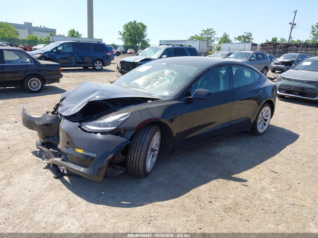 Tesla Model 3 Rear-wheel Drive 2023 5YJ3E1EA1PF451858 Image 2