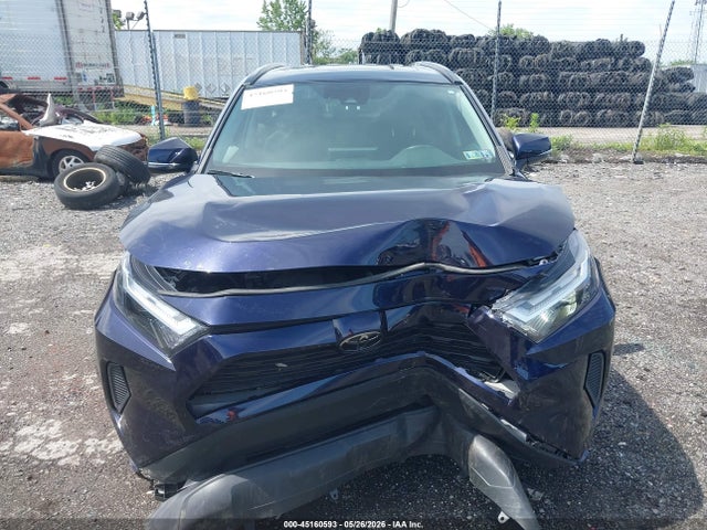 2T3P1RFV6NW271747 Toyota Rav4 Xle