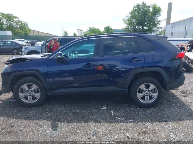 2T3P1RFV6NW271747 Toyota Rav4 Xle