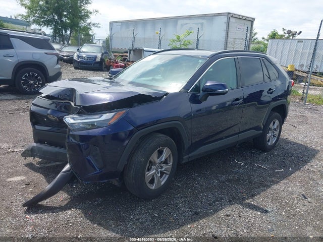 2T3P1RFV6NW271747 Toyota Rav4 Xle