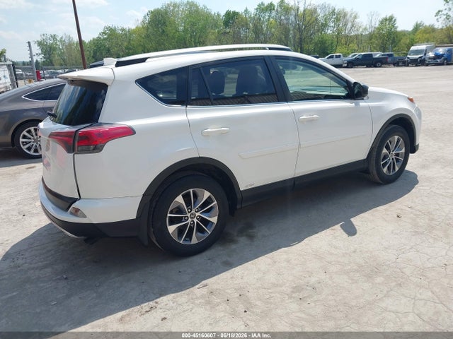 Продажа на аукционе авто 2017 Toyota Rav4 Hybrid Xle, vin: JTMRJREV0HD106790, номер лота: 45160607
