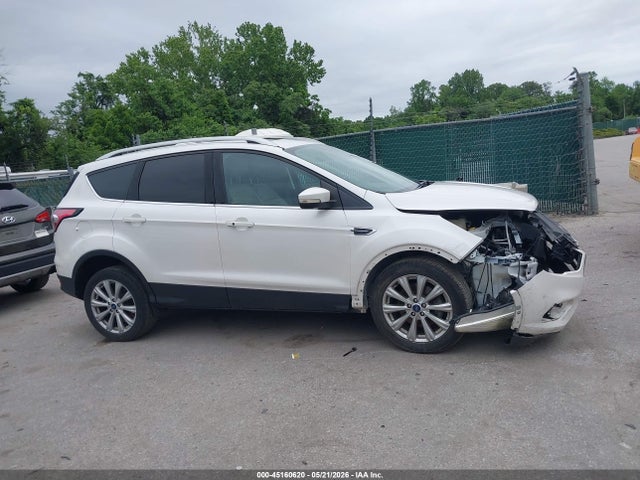 Продажа на аукционе авто 2017 Ford Escape Titanium, vin: 1FMCU9JD9HUC83974, номер лота: 45160620