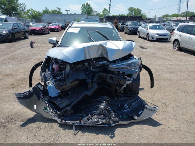 45160646 :رقم المزاد ، 7MUFBABG0RV018051 vin ، 2024 Toyota Corolla Cross Hybrid Xse مزاد بيع