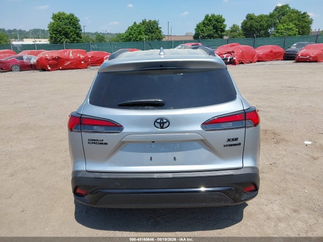 45160646 :رقم المزاد ، 7MUFBABG0RV018051 vin ، 2024 Toyota Corolla Cross Hybrid Xse مزاد بيع